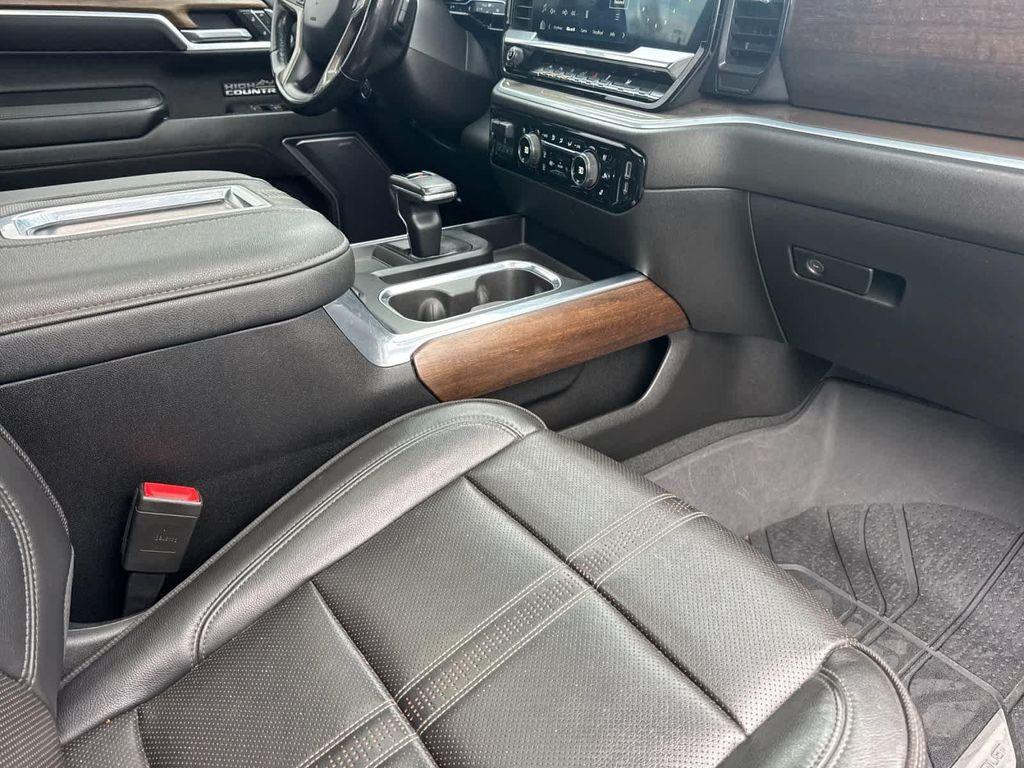 used 2022 Chevrolet Silverado 1500 car, priced at $41,990