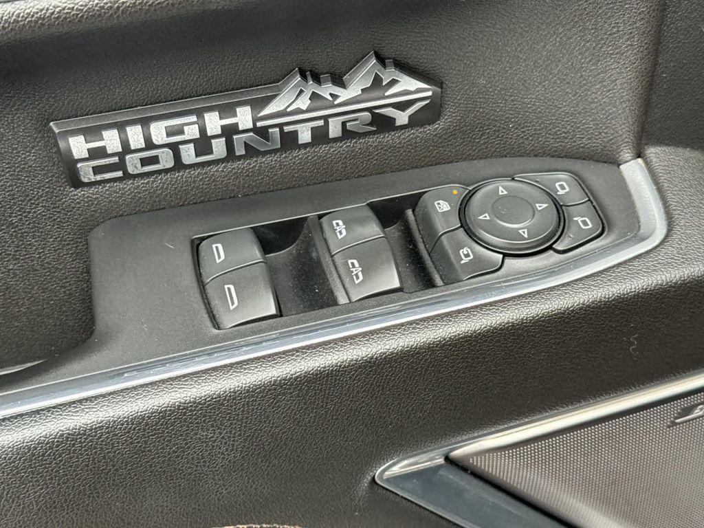 used 2022 Chevrolet Silverado 1500 car, priced at $41,990