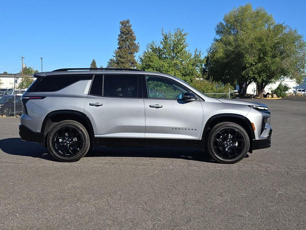 new 2026 Chevrolet Traverse car, priced at $61,465
