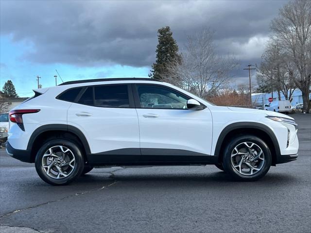 new 2025 Chevrolet Trax car, priced at $23,595