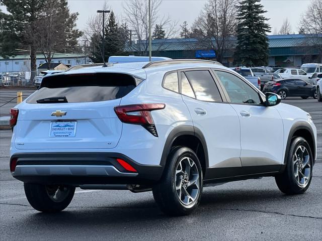 new 2025 Chevrolet Trax car, priced at $23,595