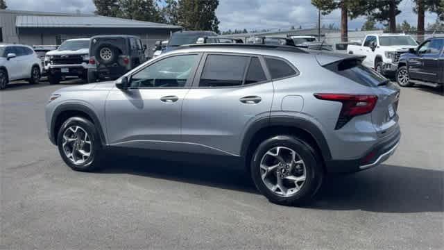 new 2024 Chevrolet Trax car, priced at $25,770