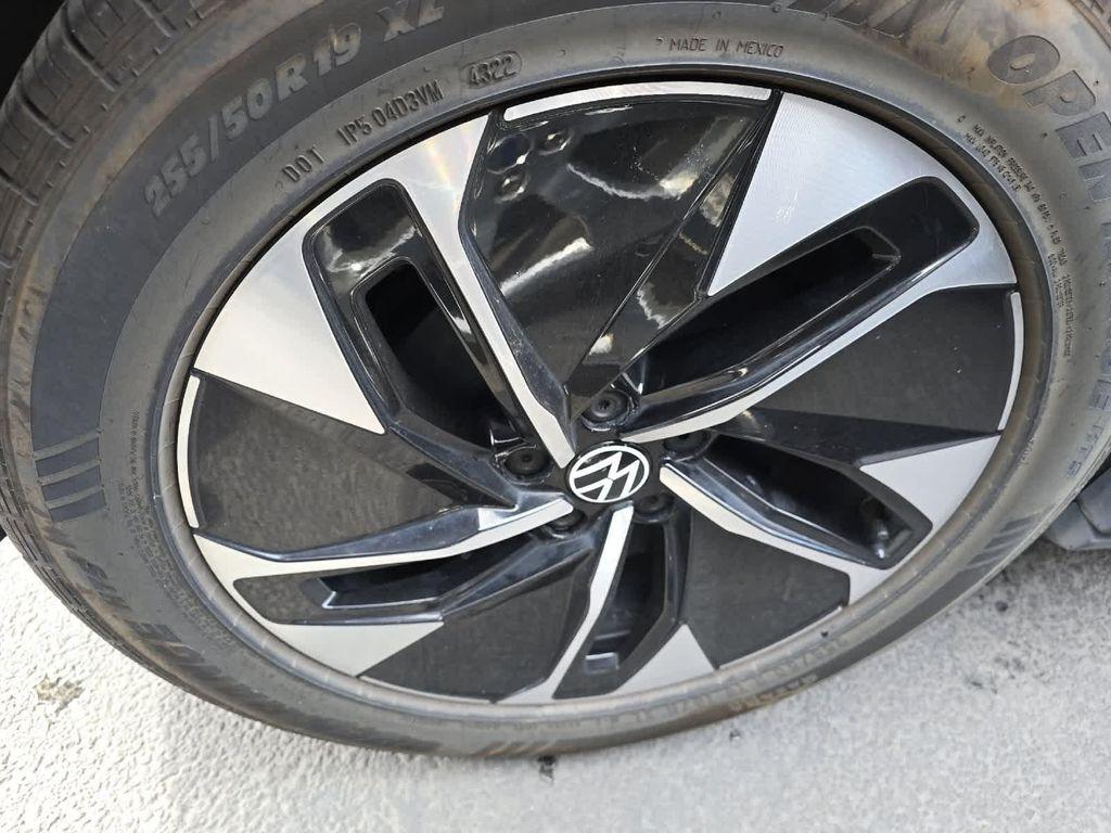 used 2021 Volkswagen ID.4 car, priced at $21,990