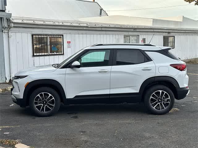 new 2025 Chevrolet TrailBlazer car, priced at $28,835