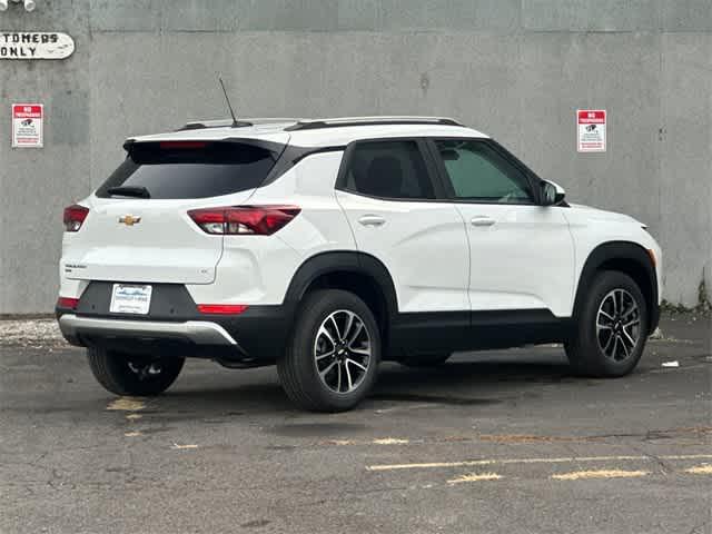 new 2025 Chevrolet TrailBlazer car, priced at $28,835