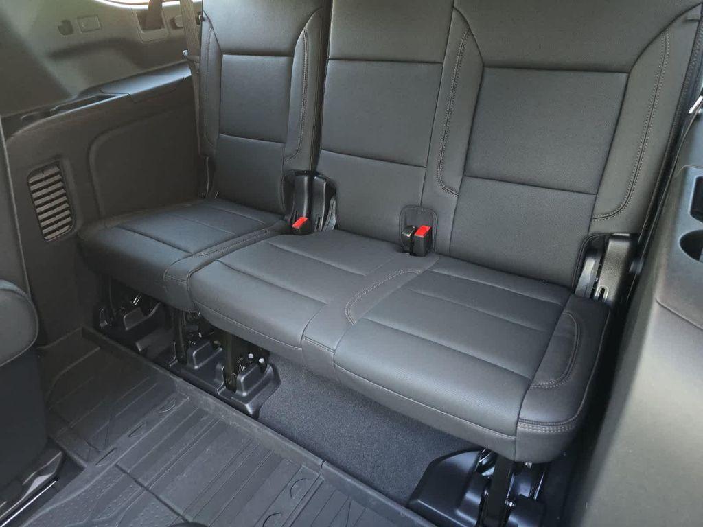 new 2026 Chevrolet Suburban car, priced at $100,120