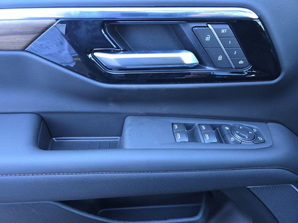 new 2026 Chevrolet Suburban car, priced at $100,120