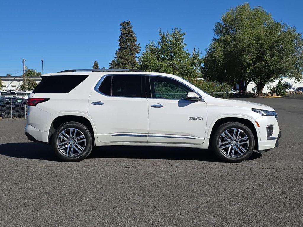 used 2023 Chevrolet Traverse car, priced at $44,992