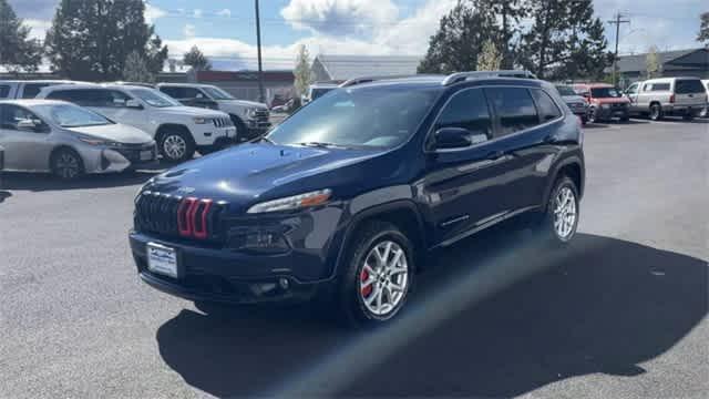used 2014 Jeep Cherokee car, priced at $10,990