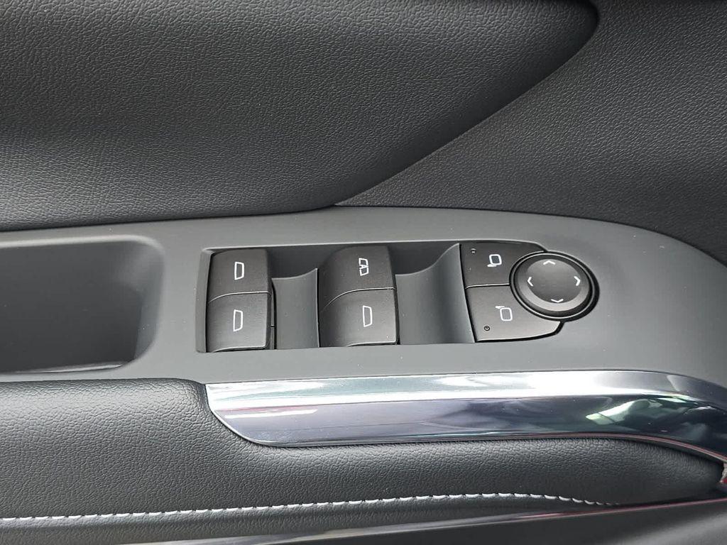 new 2026 Chevrolet Traverse car, priced at $52,040