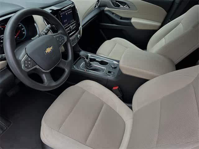 used 2022 Chevrolet Traverse car, priced at $28,991