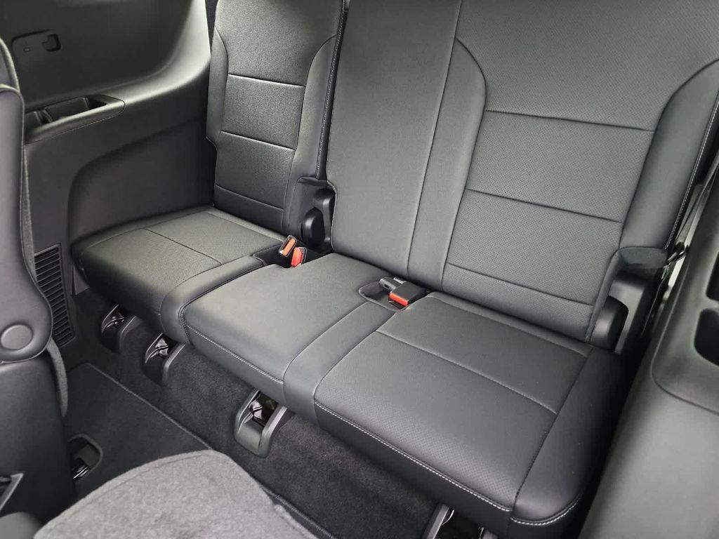 new 2026 Chevrolet Traverse car, priced at $51,545