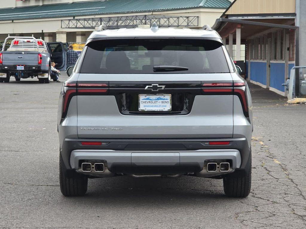 new 2026 Chevrolet Traverse car, priced at $51,545