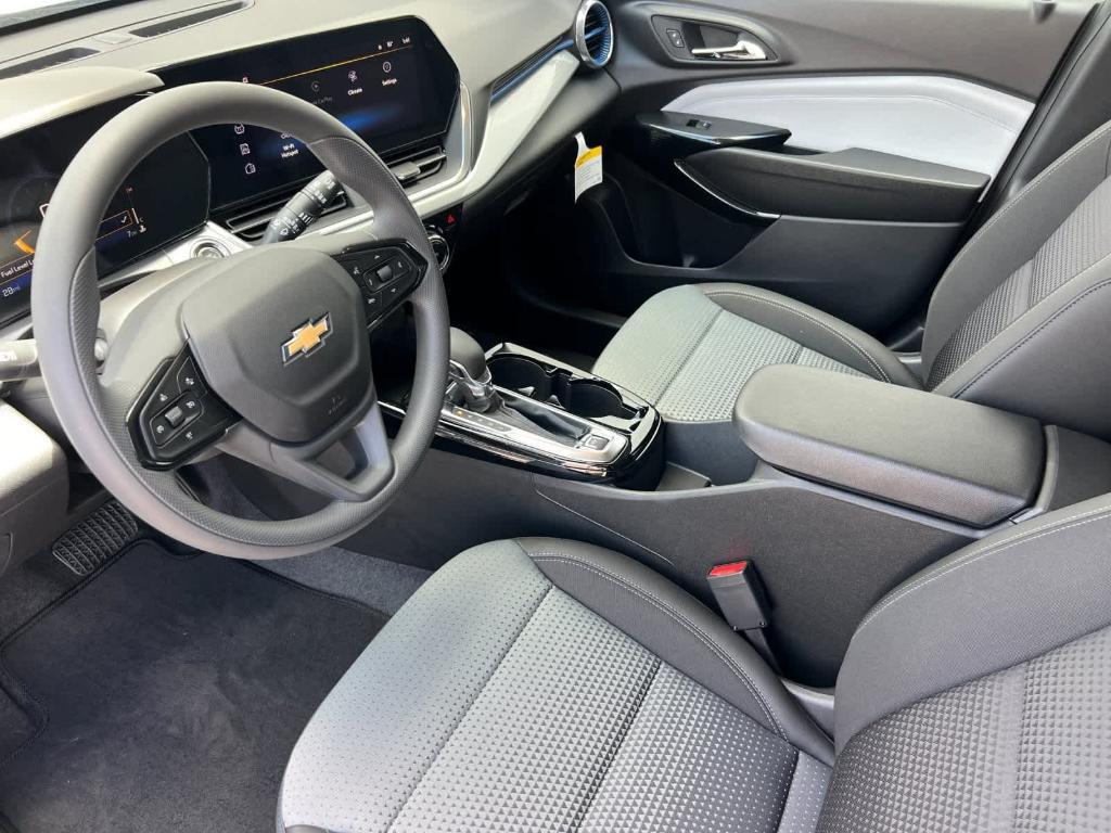 new 2025 Chevrolet Trax car, priced at $24,095