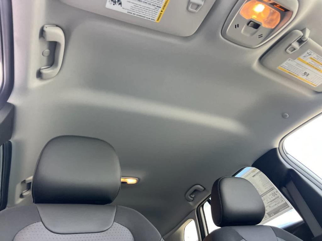 new 2025 Chevrolet Trax car, priced at $24,095