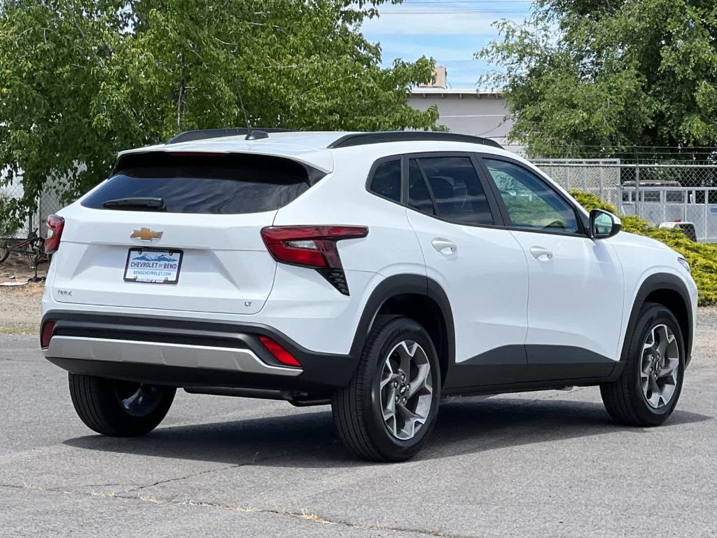 new 2025 Chevrolet Trax car, priced at $24,095