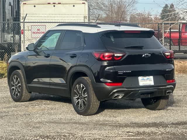 new 2025 Chevrolet TrailBlazer car, priced at $34,325