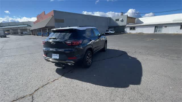 new 2025 Chevrolet TrailBlazer car, priced at $34,325