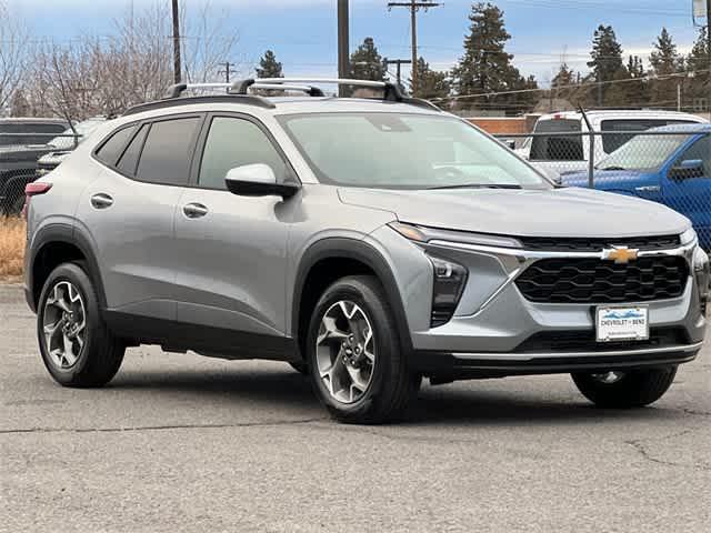 new 2025 Chevrolet Trax car, priced at $25,935