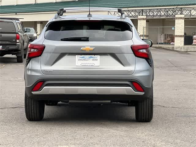 new 2025 Chevrolet Trax car, priced at $25,935