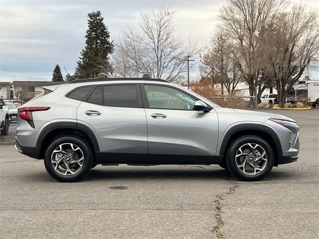 new 2025 Chevrolet Trax car, priced at $25,935