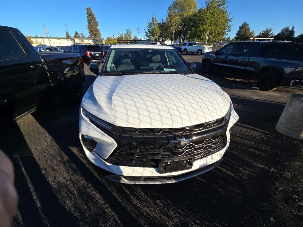 used 2024 Chevrolet Blazer car, priced at $31,990