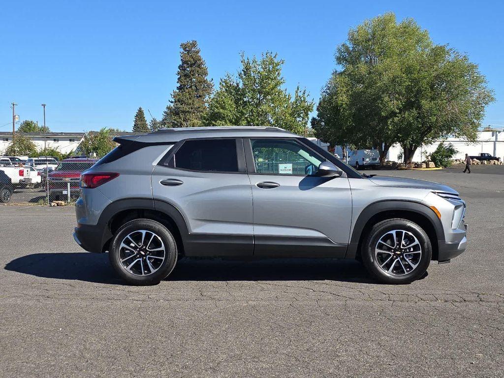new 2026 Chevrolet TrailBlazer car, priced at $31,635