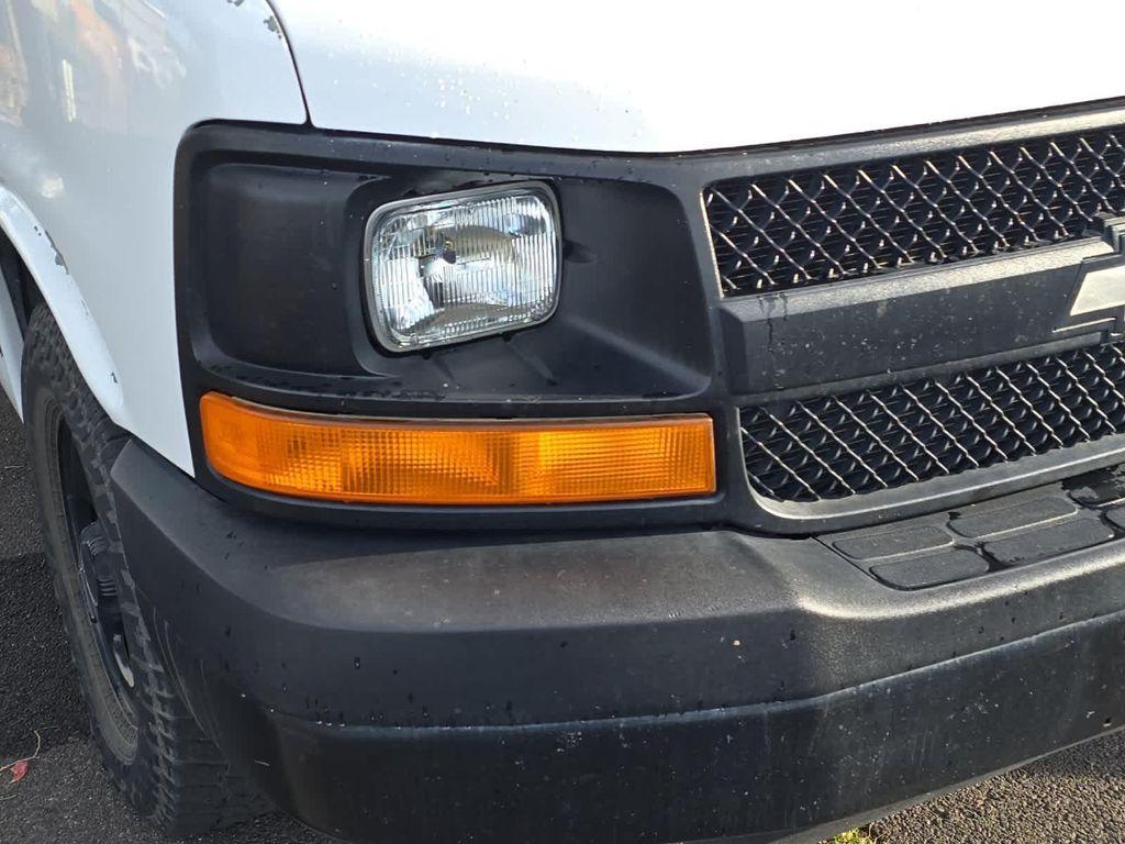 used 2007 Chevrolet Express 1500 car, priced at $7,990