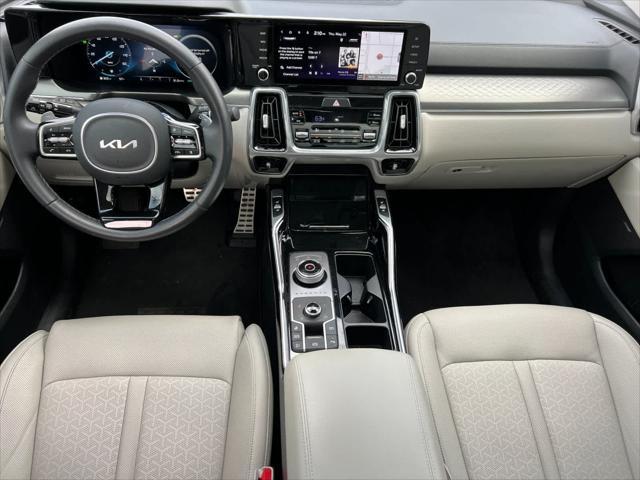 used 2023 Kia Sorento Hybrid car, priced at $32,491