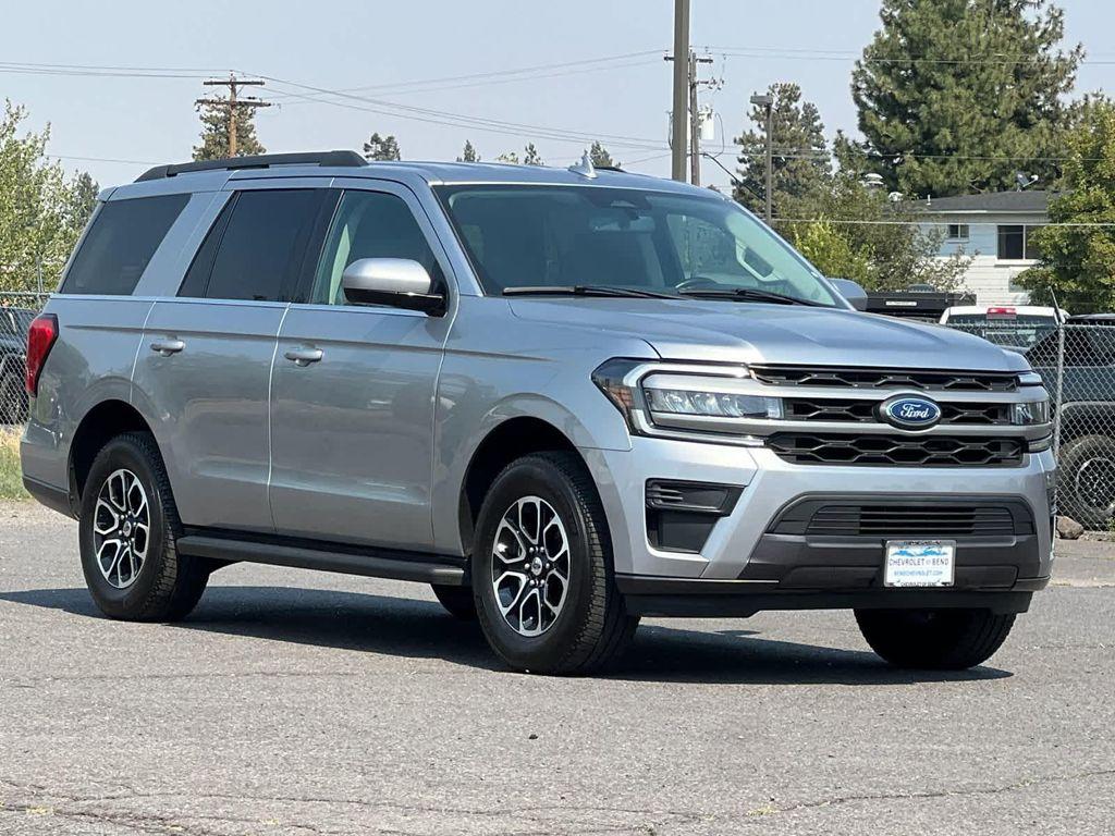used 2024 Ford Expedition car, priced at $51,992