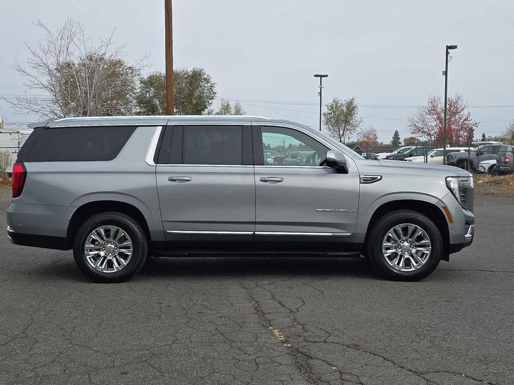 used 2025 GMC Yukon XL car, priced at $85,995