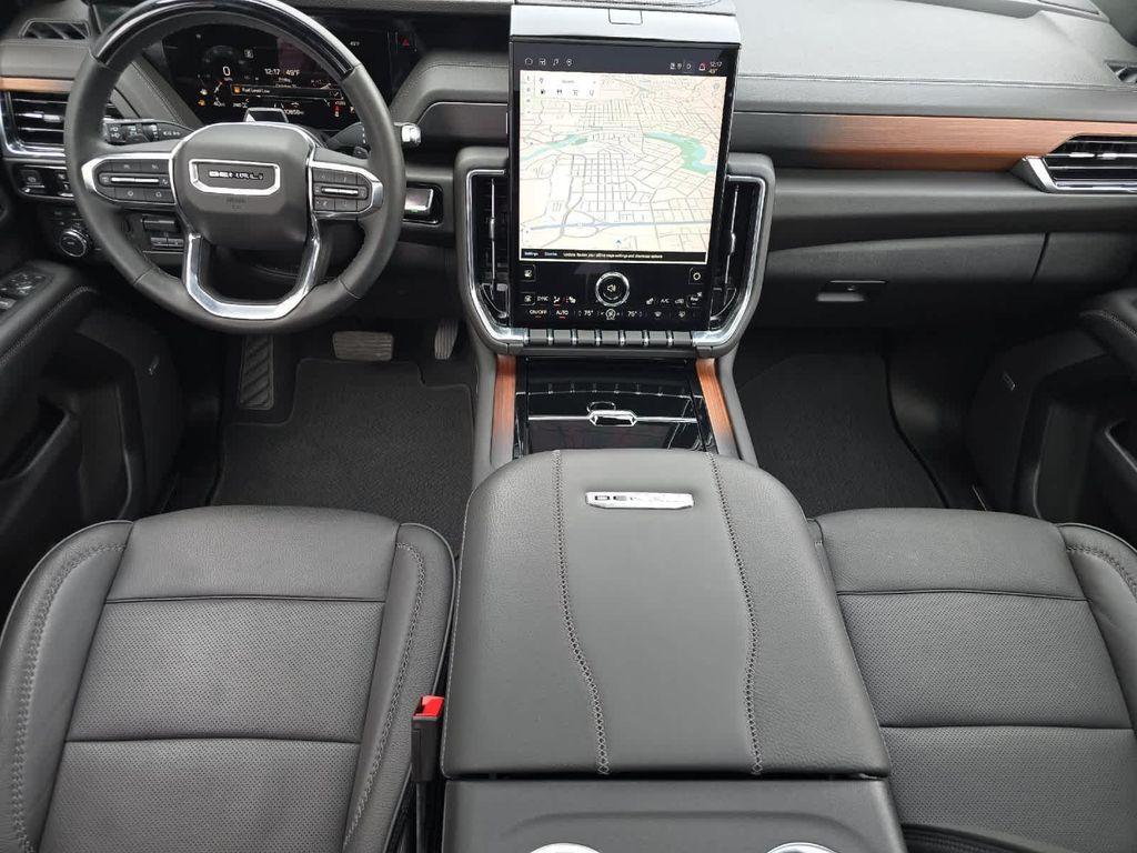 used 2025 GMC Yukon XL car, priced at $85,995