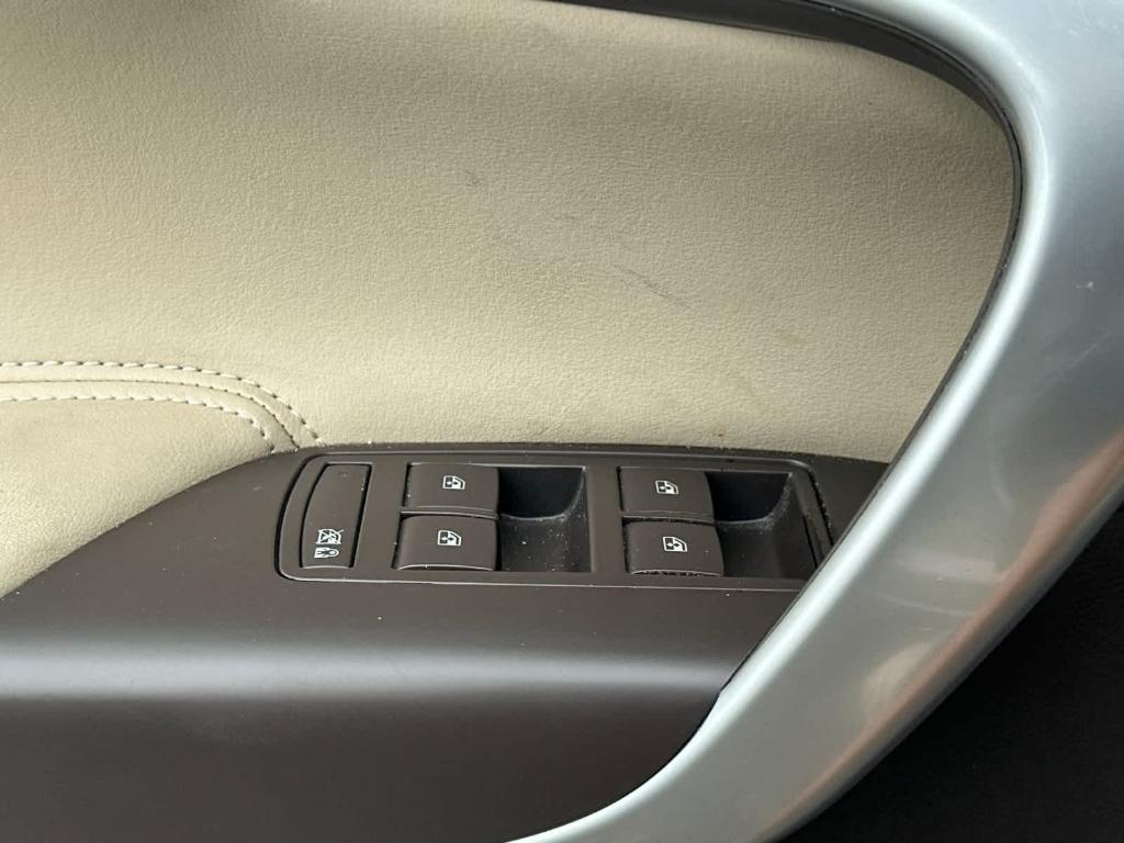 used 2012 Buick Regal car, priced at $12,990