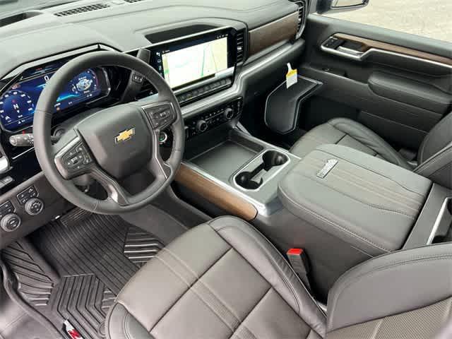 new 2025 Chevrolet Silverado 3500 car, priced at $90,595