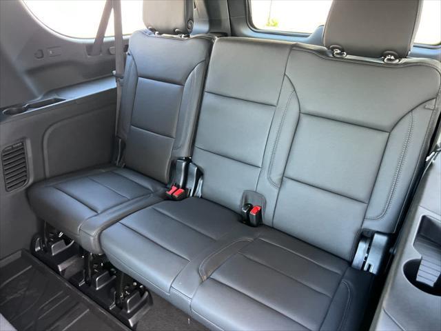 new 2025 Chevrolet Suburban car, priced at $77,065