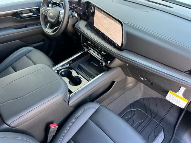 new 2025 Chevrolet Suburban car, priced at $77,065