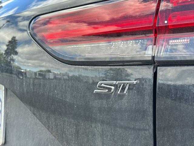 used 2022 Buick Envision car, priced at $30,990
