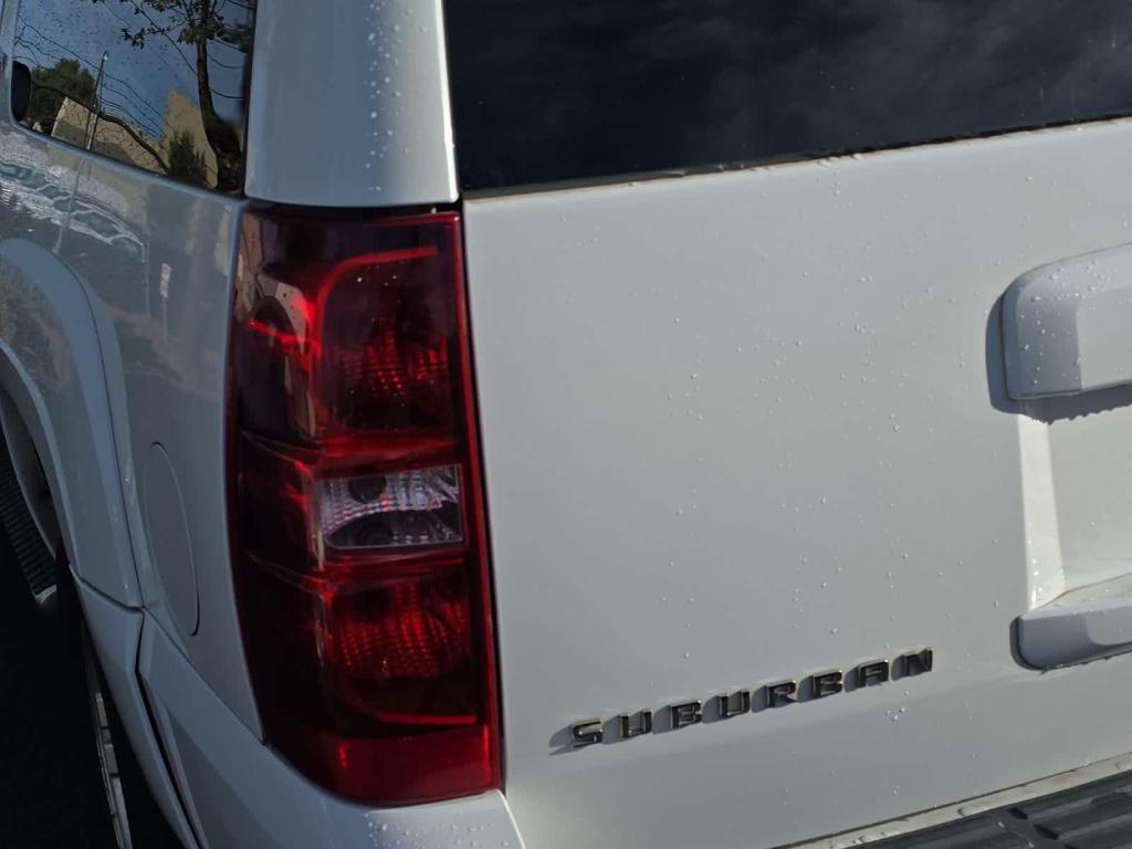 used 2013 Chevrolet Suburban car, priced at $7,990