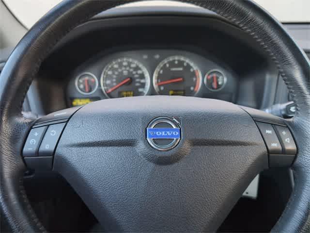 used 2004 Volvo S60 car, priced at $5,491