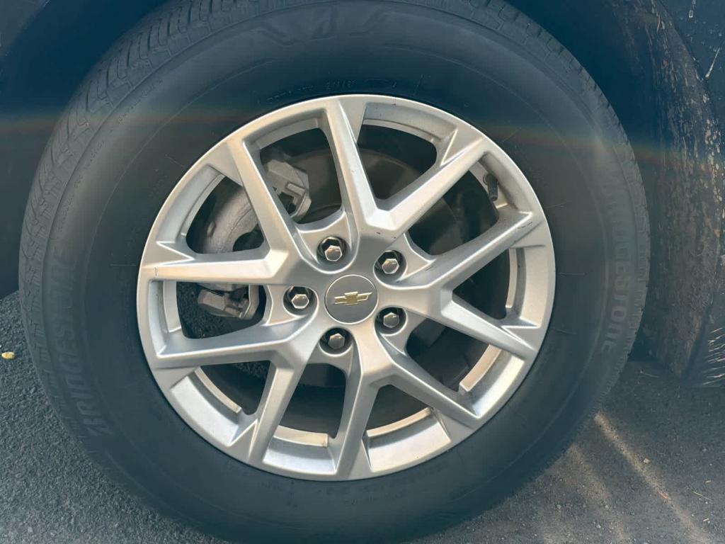 used 2024 Chevrolet Equinox car