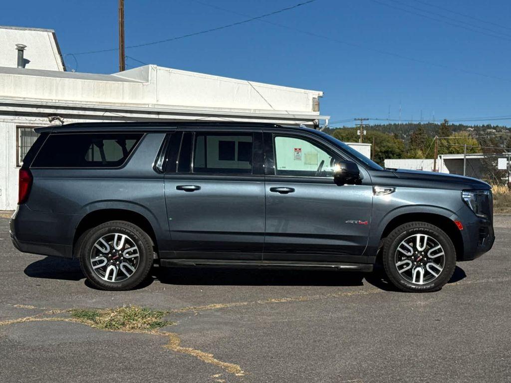 used 2021 GMC Yukon XL car, priced at $49,990
