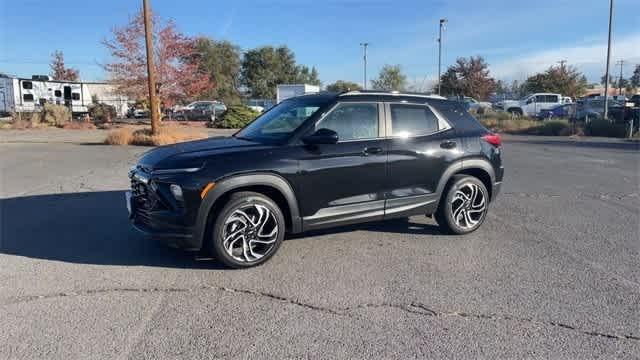 new 2025 Chevrolet TrailBlazer car, priced at $35,995