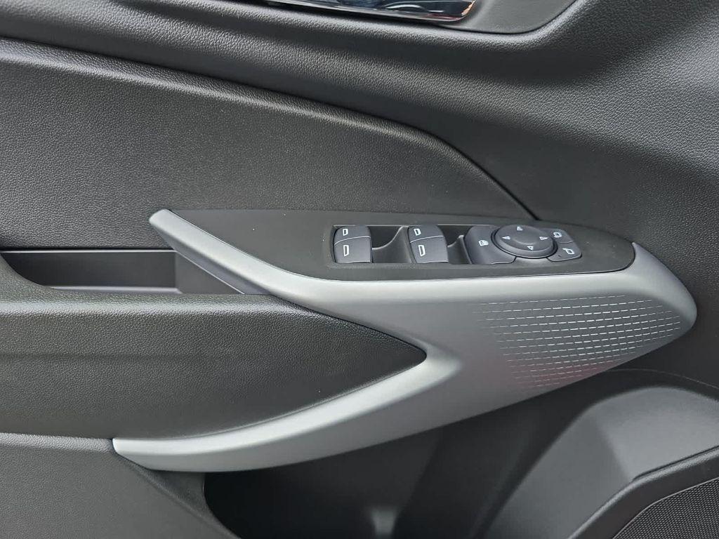 new 2026 Chevrolet Trax car, priced at $25,555