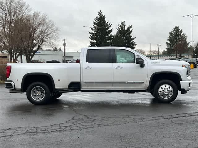 new 2025 Chevrolet Silverado 3500 car, priced at $93,400