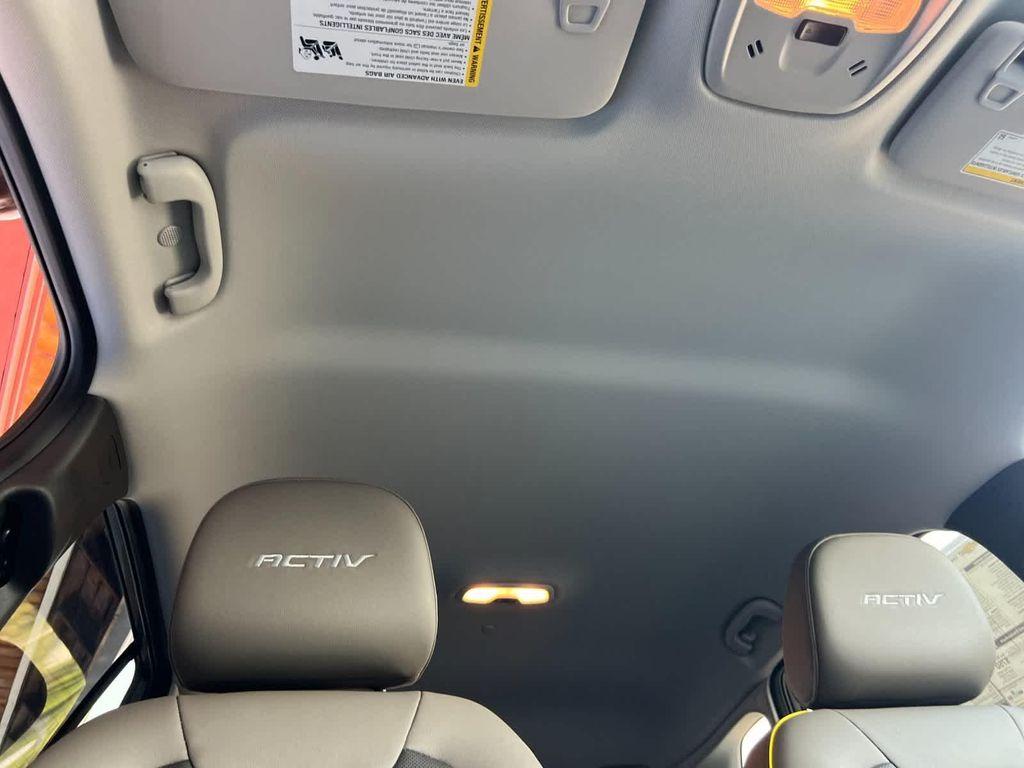new 2025 Chevrolet Trax car, priced at $27,085