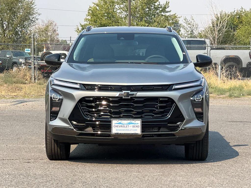 new 2025 Chevrolet Trax car, priced at $27,085