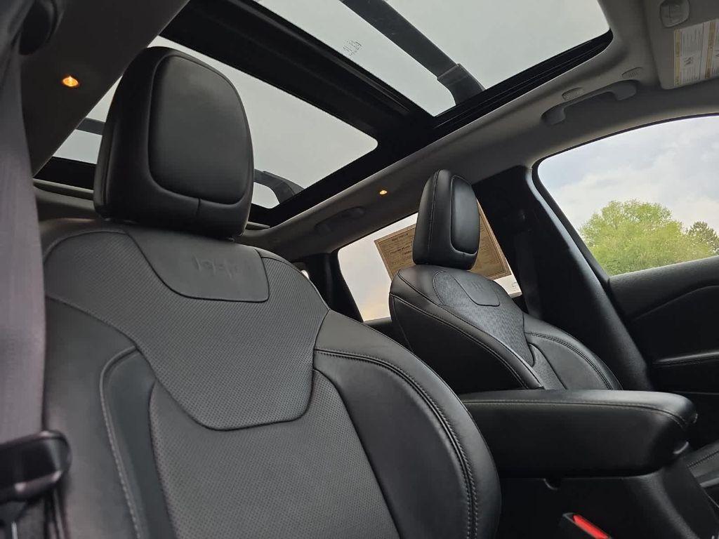 used 2020 Jeep Cherokee car, priced at $19,991