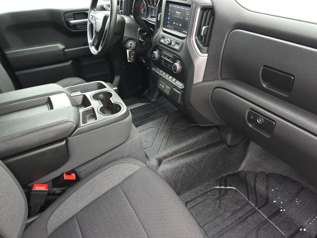 used 2022 Chevrolet Silverado 1500 Limited car, priced at $28,991