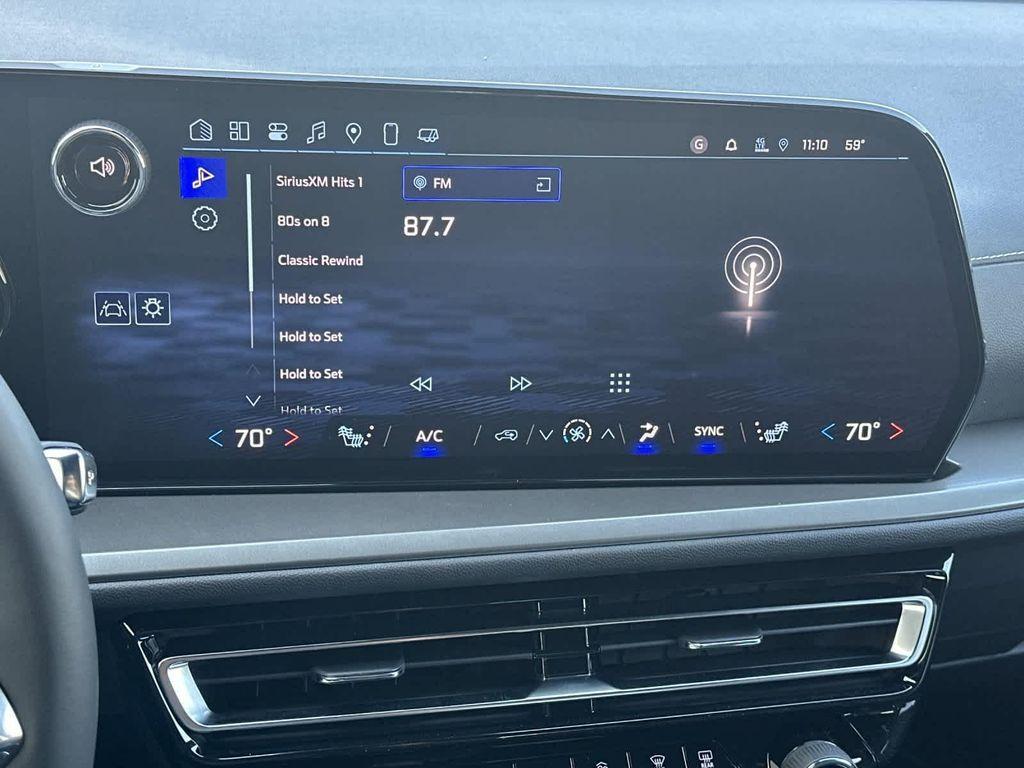 new 2025 Chevrolet Traverse car, priced at $44,380