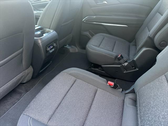 new 2025 Chevrolet Traverse car, priced at $44,380